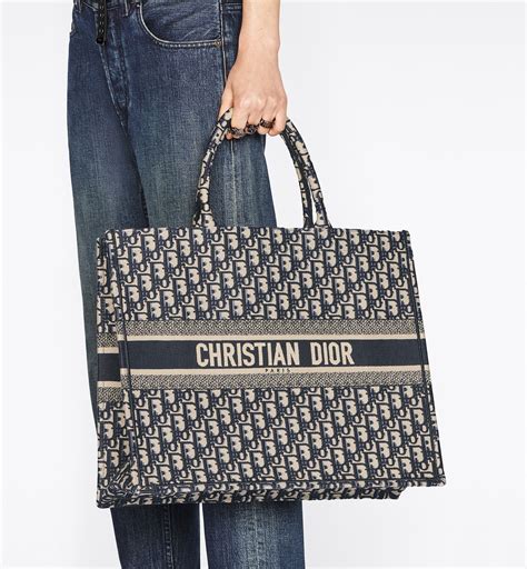 christian dior book tote organizer|inside dior book tote.